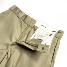 画像4: Dickies 13" Loose Fit Multi-Use Pocket Work Shorts - Khaki (4)