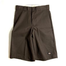 画像2: Dickies 13" Loose Fit Multi-Use Pocket Work Shorts - Dark Brown (2)