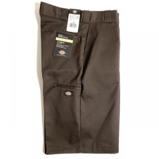 画像6: Dickies 13" Loose Fit Multi-Use Pocket Work Shorts - Dark Brown (6)