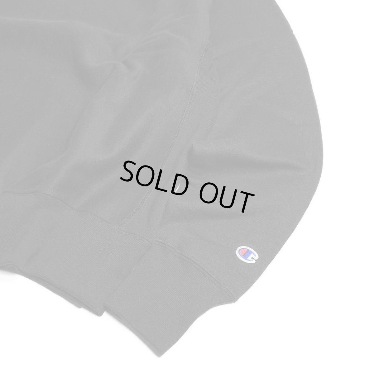 画像2: Champion Reverse Weave Crewneck Sweatshirts - Black (2)