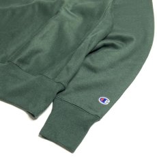 画像2: Champion Reverse Weave Crewneck Sweatshirts Green / チャンピオン リバースウィーブ クルーネック スウェットシャツ  グリーン (2)