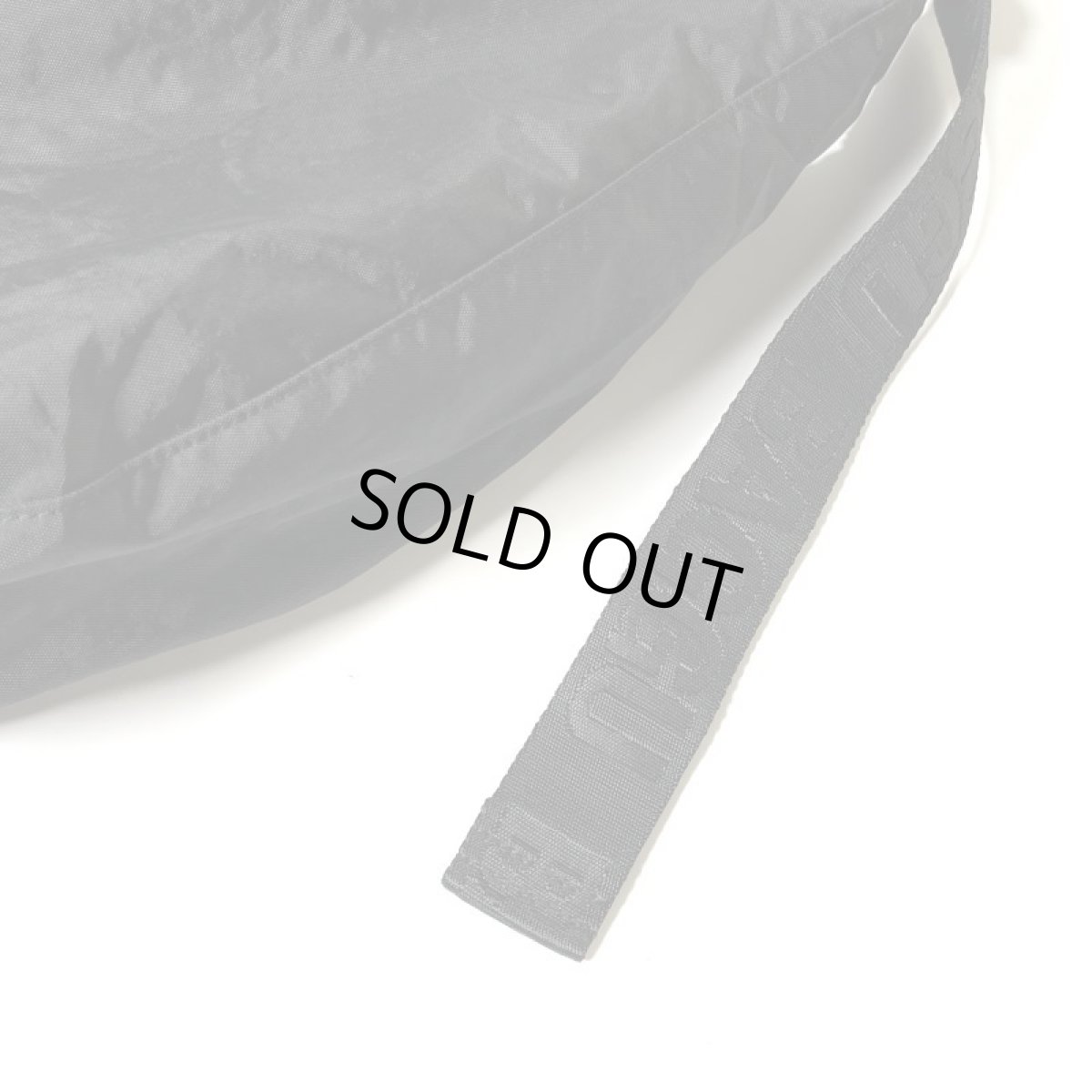 画像6: BAGGU Large Nylon Crescent Bag - Black (6)