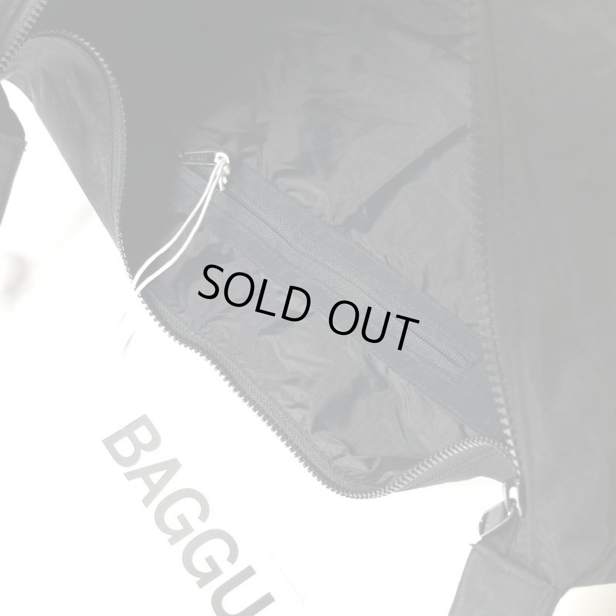 画像4: BAGGU Large Nylon Crescent Bag - Black (4)