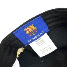 画像4: Icon Sports FC Barcelona Shield 6Panel Dad Hat Black / FCバルセロナ 6パネル キャップ ブラック (4)