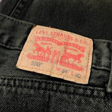 画像5: RAWDRIPｘUchida Dyeing Factory Custom Levi's 550 Relaxed Fit Jeans GreenｘBlack / ロウドリップｘ内田染工場 カスタム リーバイス 550 リラックスフィット デニム グリーンｘブラック (5)