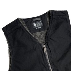 画像4: Carhartt USA Relaxed Fit Washed Duck Sherpa-Lined Vest - Black (4)