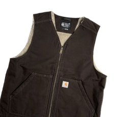画像3: Carhartt USA Relaxed Fit Washed Duck Sherpa-Lined Vest - Dark Brown (3)