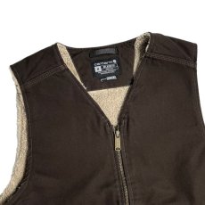 画像4: Carhartt USA Relaxed Fit Washed Duck Sherpa-Lined Vest - Dark Brown (4)