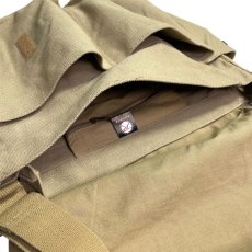 画像4: Rothco Vintage Unwashed Canvas Messenger Bag Khaki / ロスコ キャンバス メッセンジャーバッグ カーキ (4)