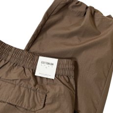 画像4: Cotton On Active Zip Off Convertible Pants Chocolate / コットンオン アクティブ ジップオフ コンバーチブルパンツ チョコレート (4)