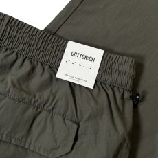 画像4: Cotton On Active Zip Off Convertible Pants Olive / コットンオン アクティブ ジップオフ コンバーチブルパンツ オリーブ (4)
