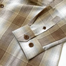 画像2: FB County L/S Checker Flannel Shirts TanｘWhite / エフビーカウンティ チェッカー フランネル シャツ タンｘホワイト (2)