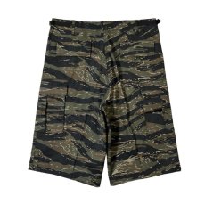 画像2: Rothco Long Length Camo BDU Shorts Tiger Stripe Camo (2)