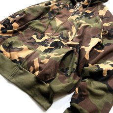 画像3: Rothco Thermal Lined Full Zip Hoodie Woodland Camo (3)