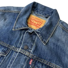 画像2: Levi's #72334 The Trucker Denim Jacket - Mayze (2)