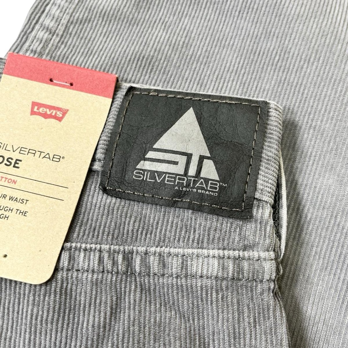 画像4: Levi's Silvertab Loose Fit Corduroy Pants - Grey (4)