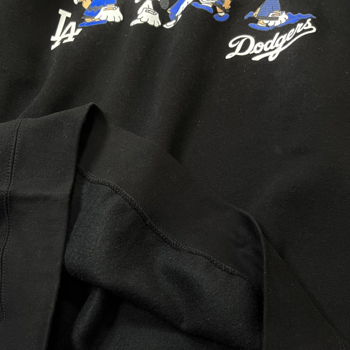 画像3: Snoopy LA Dodgers Crewneck Sweatshirts - Black (3)