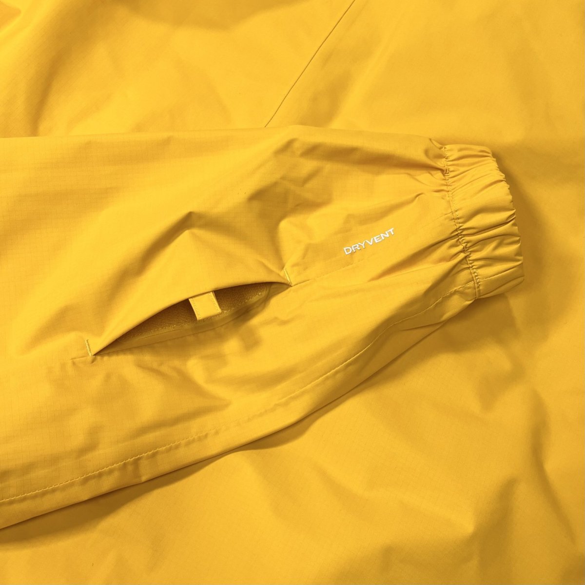 画像6: The North Face USA Build Up Jacket Summit Gold (6)