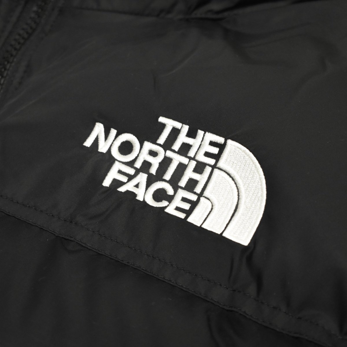 画像5: The North Face USA 1996 Retro Nuptse Jacket - R.TNF Black (5)