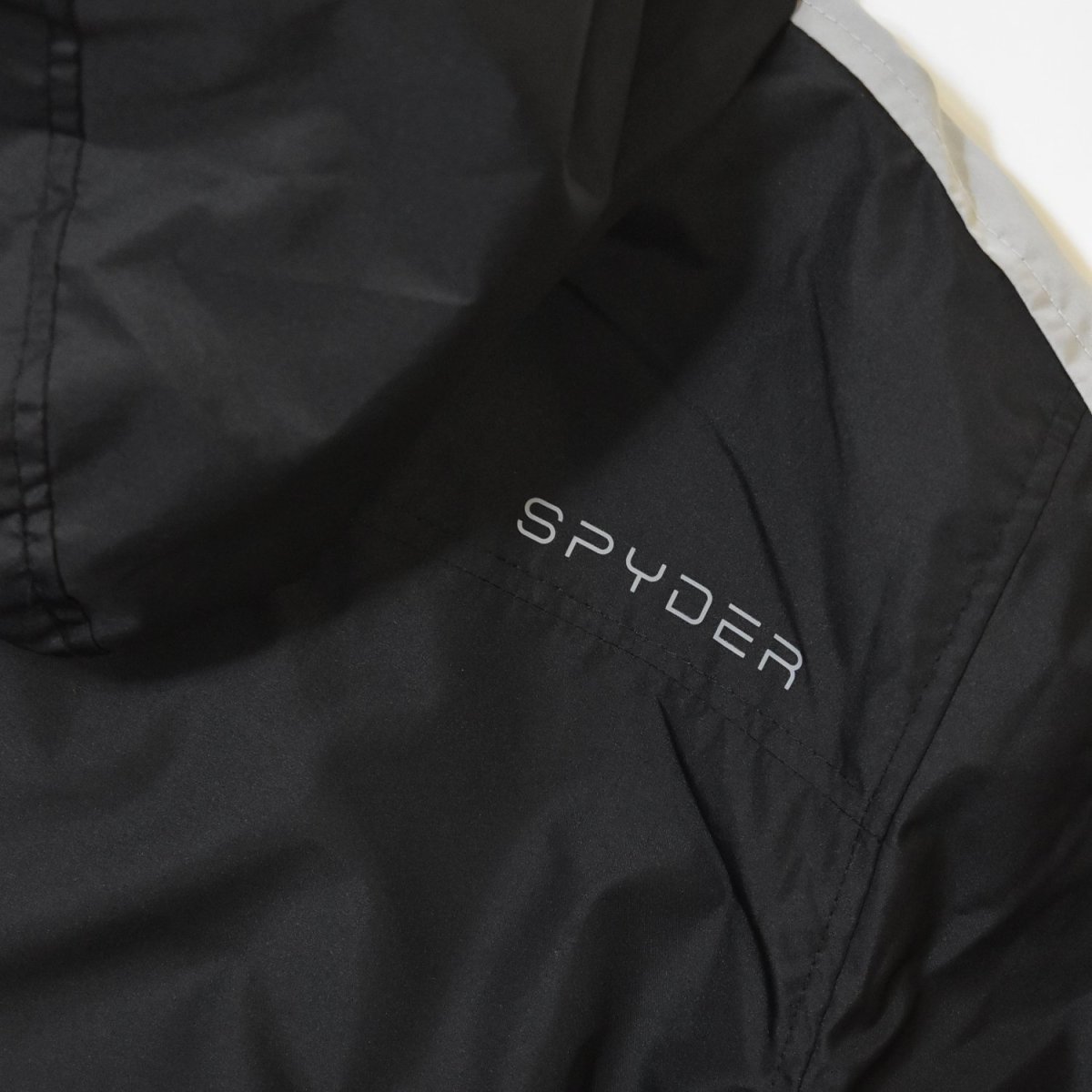 画像5: Spyder Hydroweb Line Hooded Jacket - Black (5)