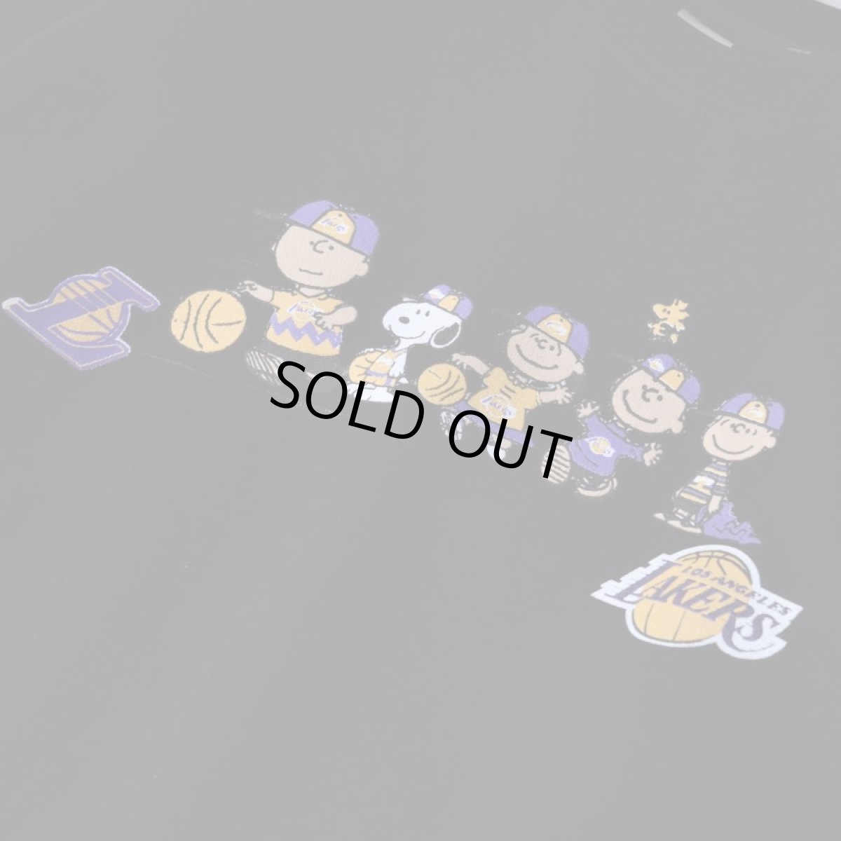 画像2: Snoopy LA Lakers Crewneck Sweatshirts - Black (2)