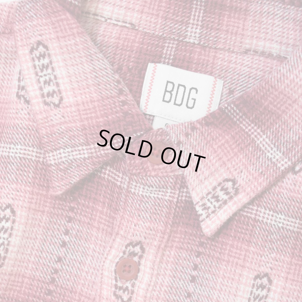 画像2: BDG Cropped Plaid Flannel Shirt - Red Multi (2)