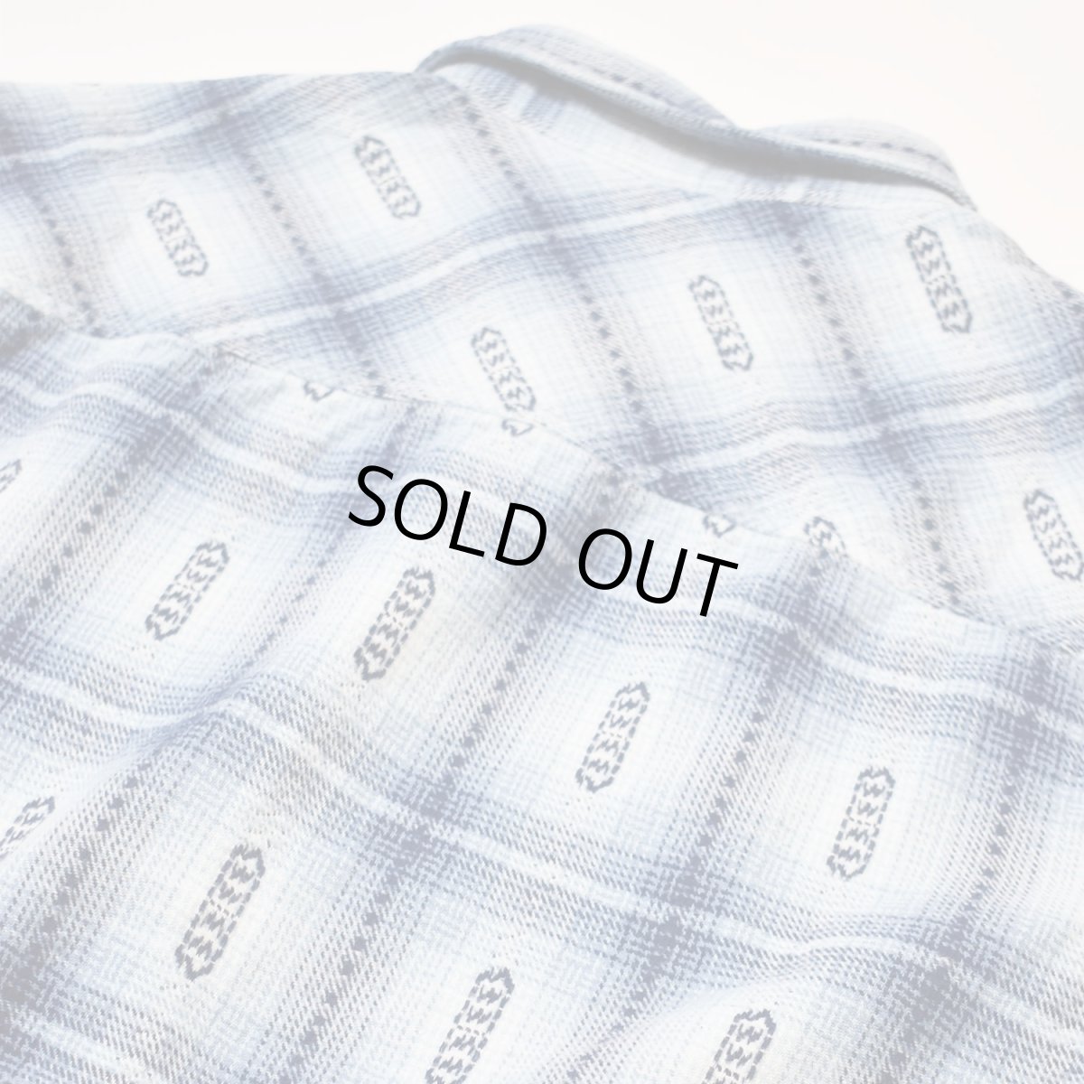 画像3: BDG Cropped Plaid Flannel Shirt - Pale Blue (3)