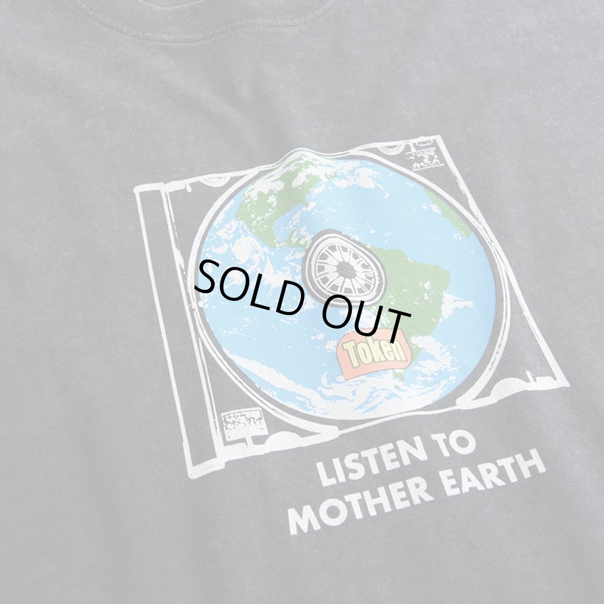 画像2: Token Listen To Tee - Faded Wash Black (2)