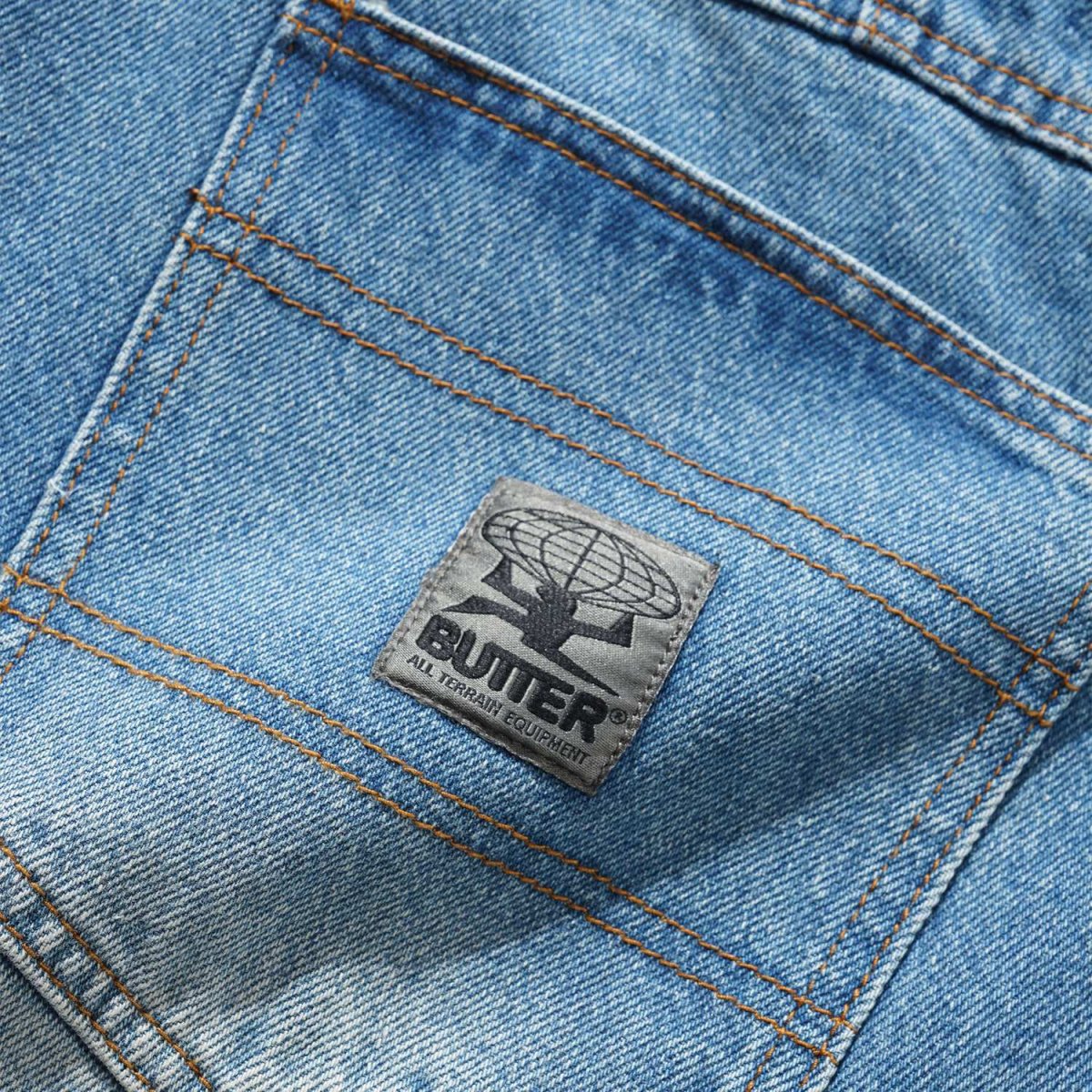 画像5: Butter Goods Wide Cut Denim Jeans - Worn Indigo (5)