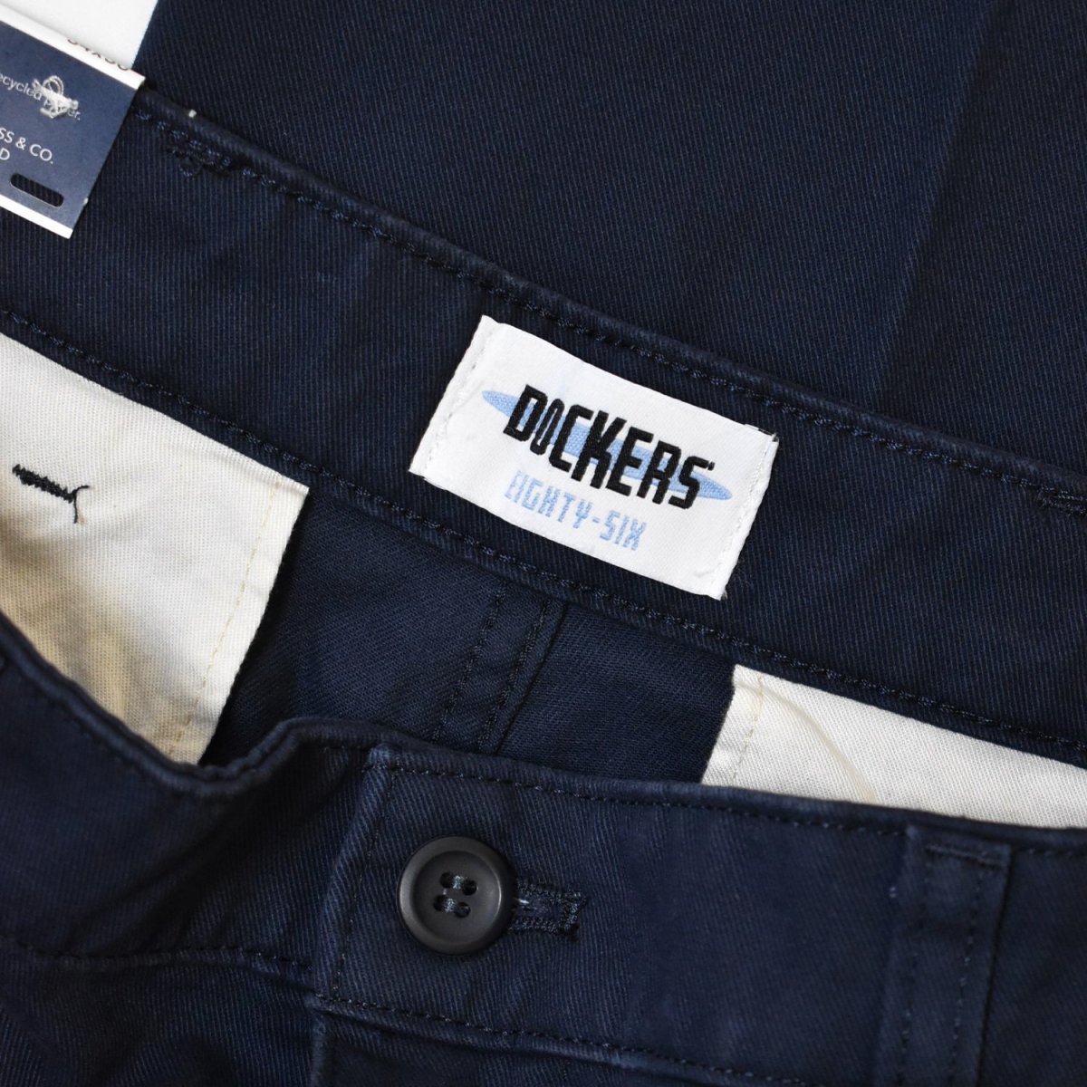 画像4: Dockers Loose Fit Eighty-Six Original Pleated Chino Pants - Navy Blazer (4)