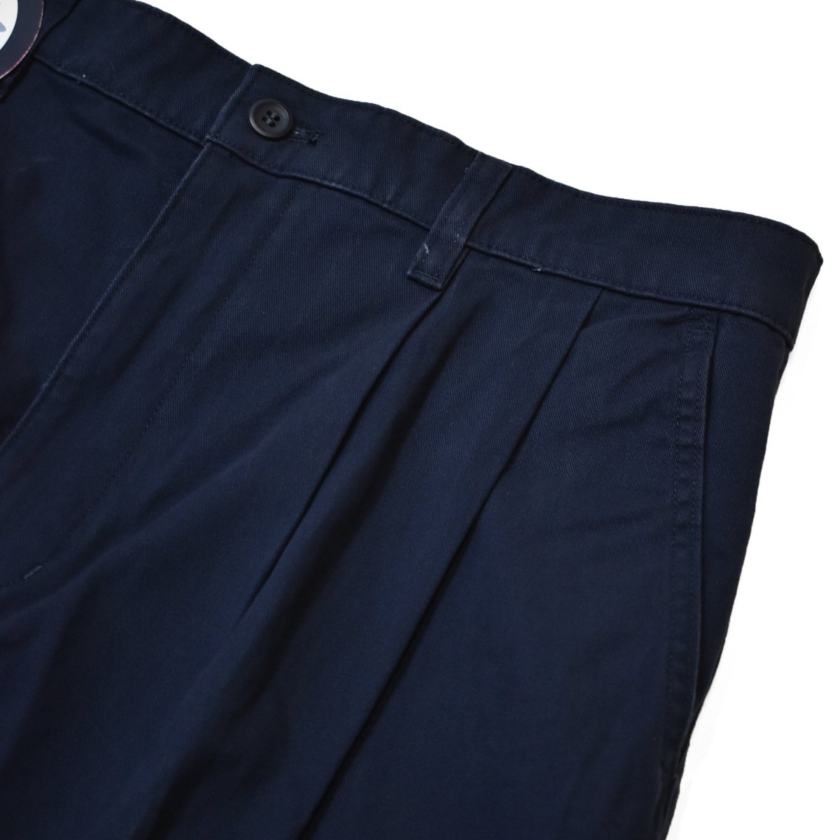 画像3: Dockers Loose Fit Eighty-Six Original Pleated Chino Pants - Navy Blazer (3)
