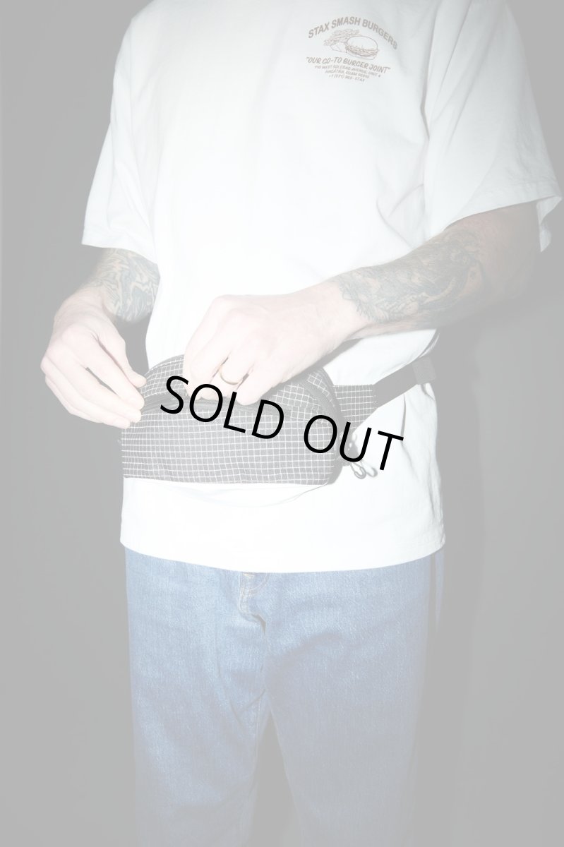 画像12: Packing Reflective Waist Bag - Black (12)