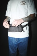 画像12: Packing Reflective Waist Bag - Black (12)