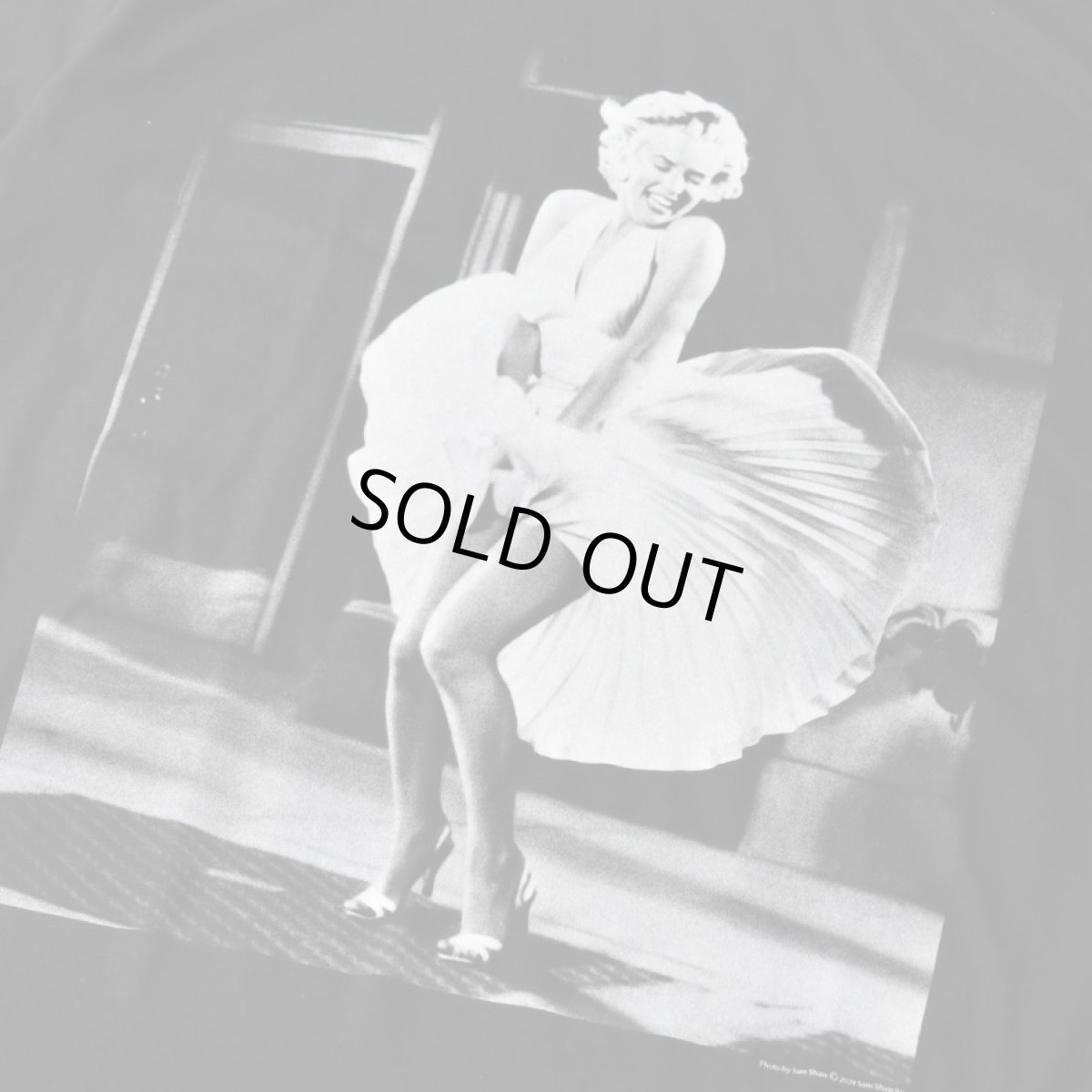 画像2: Marilyn Monroe BW Dress Tee - Black (2)
