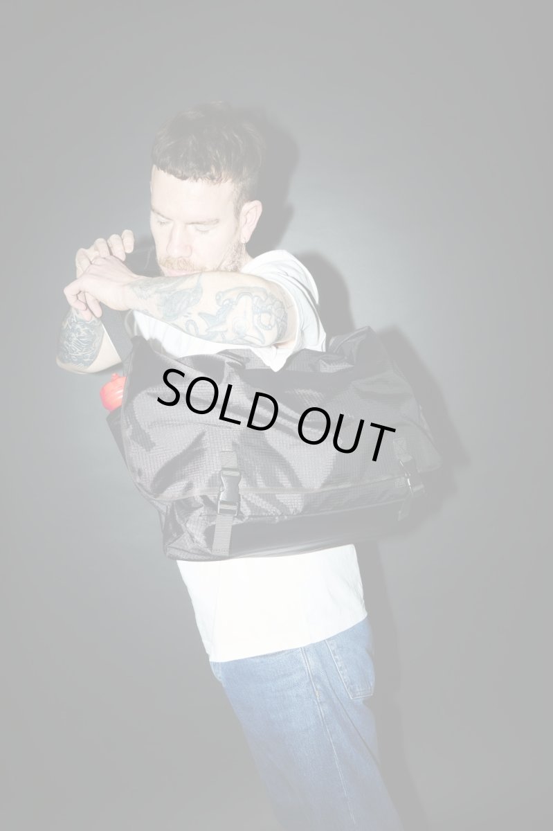 画像9: Packing Rip Stop Messenger Bag - Black (9)