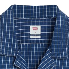 画像2: Levi's Classic Camp Shirts - Mid Indigo (2)