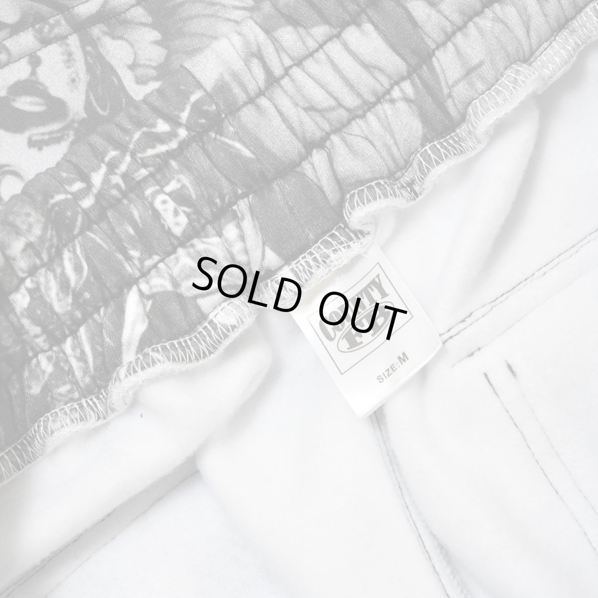 画像6: FB County Laser Print Fleece Cargo Shorts - Black (6)