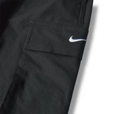 画像2: NIKE Oversized Fit Mid Rise Stacked Length Cargo Pants - Black (2)