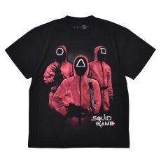画像1: Squid Game Pink Guards Tee - Black (1)