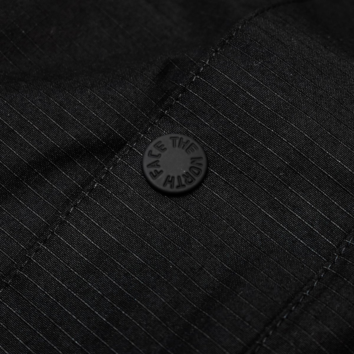 画像10: The North Face Dryvent Mono Mountain Jacket - Black (10)