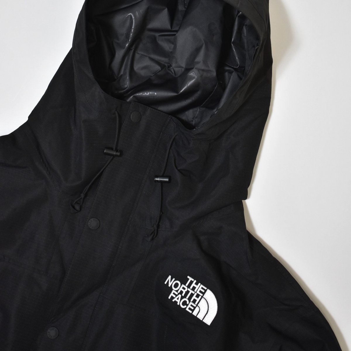 画像4: The North Face Dryvent Mono Mountain Jacket - Black (4)