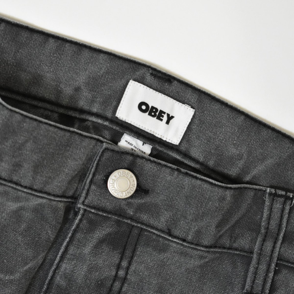 画像3: OBEY Commons Wrinkle Wash Jeans - Black (3)