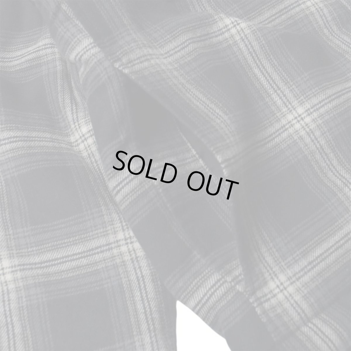 画像5: Old Navy Insulated Cropped Flannel Shacket - Black Plaid (5)