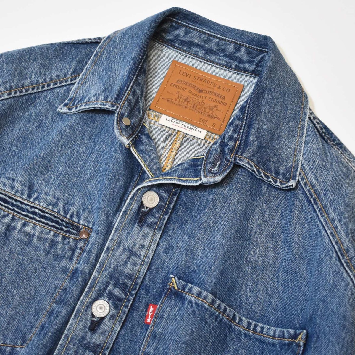 画像2: Levi's Twisted Shirts Jacket - Indigo (2)