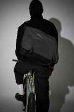 画像10: PACKING Reflective Messenger Bag - Black (10)