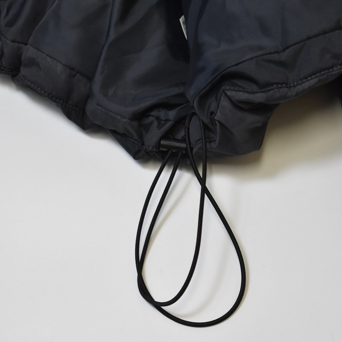 画像7: Old Navy Oversized Hooded Puffer Jacket - Black Print (7)