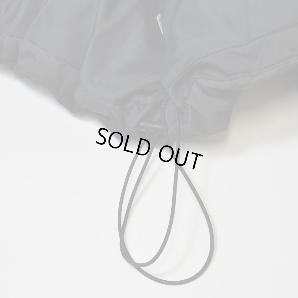 画像7: Old Navy Oversized Hooded Puffer Jacket - Black Print (7)