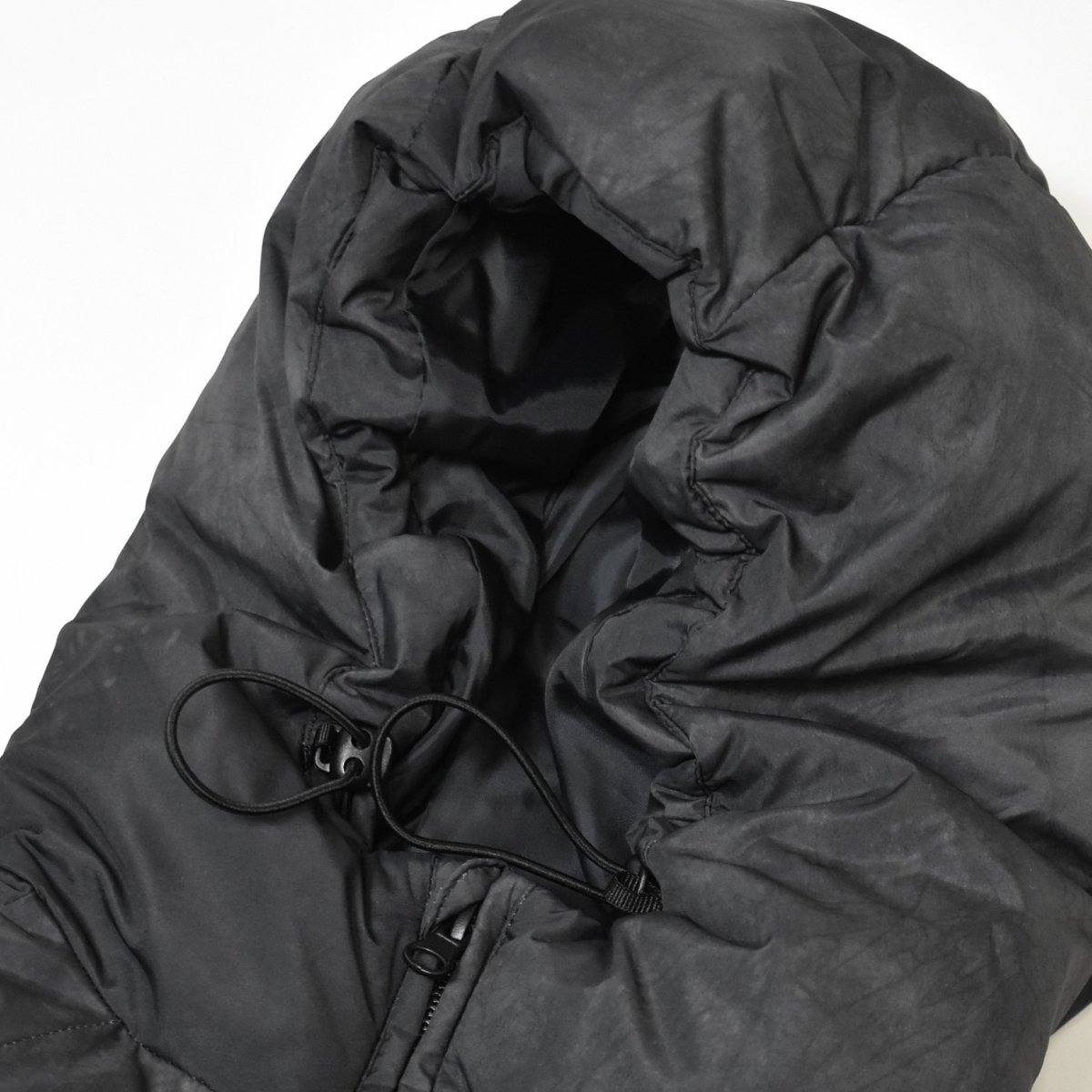 画像6: Old Navy Oversized Hooded Puffer Jacket - Black Print (6)