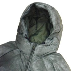 画像3: Old Navy Oversized Hooded Puffer Jacket - Green Print (3)