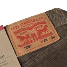 画像5: Levi's 565-0058 Loose Straight Corduroy - Brown (5)